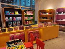-玩元素·家庭游乐成长中心(香格里拉店)