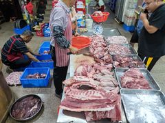 -标记美食新鲜猪杂(兴南大道店)