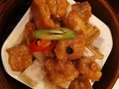 -广州中心皇冠假日酒店·百粤楼
