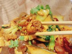 -红渡小香·牛肉麻辣香锅(车站南路店)