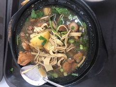黄焖鸡-宁波工程学院食堂(东校区)