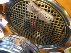 -唯成•韩国炭火烤肉 유성고기