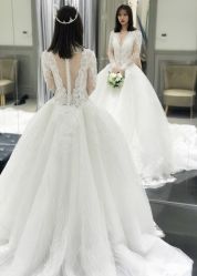 点击看大图 -GRACE KELLY婚纱与礼服(北京店)