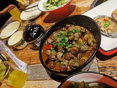 -虾弄弄海派小龙虾·牛羊蝎子火锅