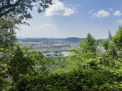 -灵岩山风景区