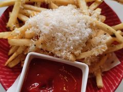 -WOLFGANG PUCK KITCHEN & BAR(迪士尼小镇店)