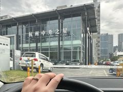 -杭州中升之星奔驰4S店(滨江店)