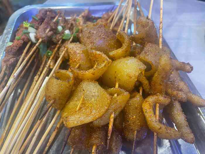 宜宾巡场烧烤-"味道很不错,食材也很新鲜.整体还不错.