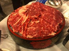 -鲜入围煮花胶鸡海鲜火锅