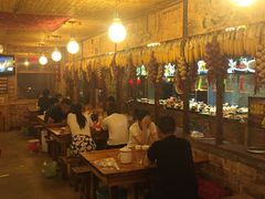 -闯关东东北农家菜(崂山石老人店)