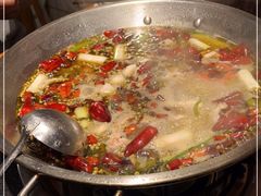 -小饕荟雅安贡椒鱼鲜馆(广福桥店)