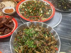 -江湖黑大兔(杨家坪店)