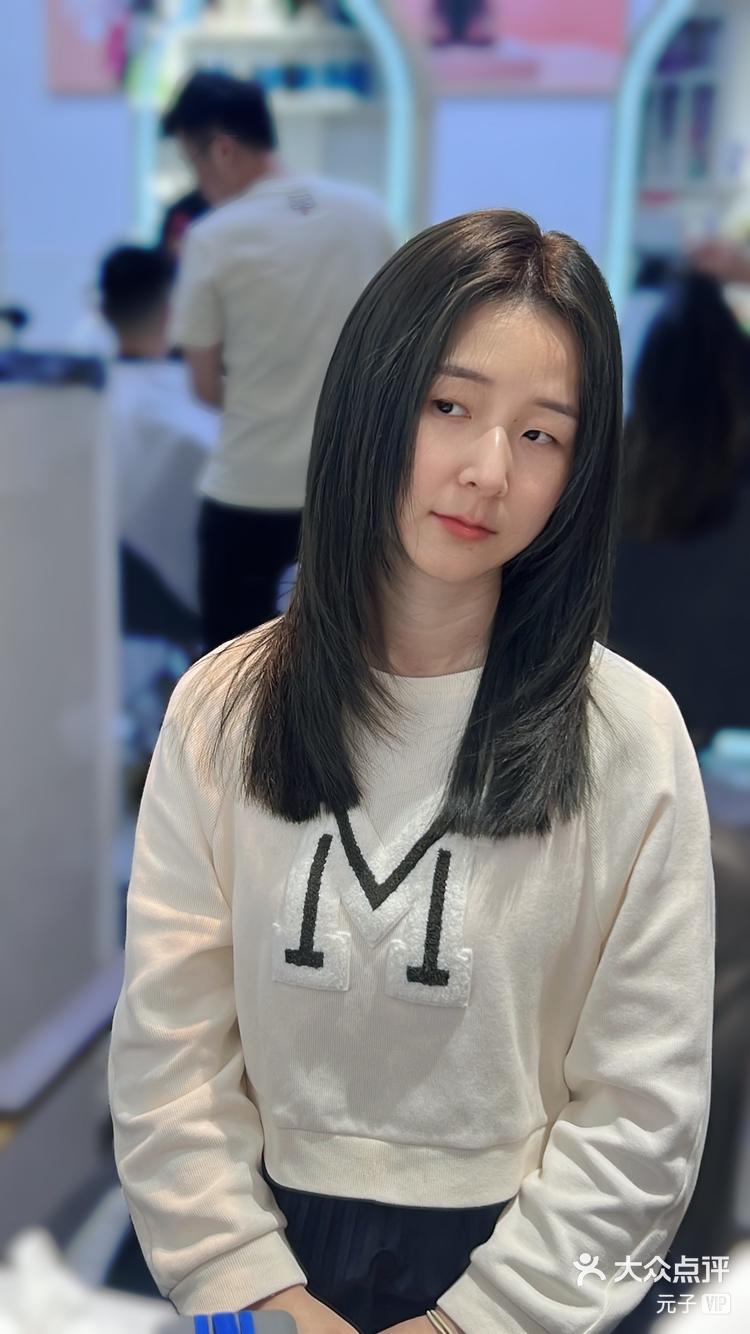 夏日清爽感长发高层次免打理发型