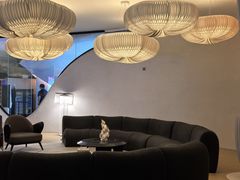 -涨巢·潮玩水疗局