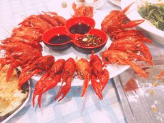 清蒸小龙虾-辣螃铠盆盆蟹大排档(总店)