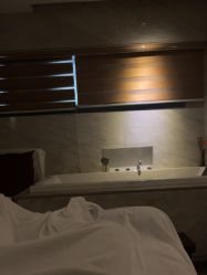 -禾颜社·精致美容