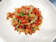 -艳阳天·非遗楚菜(武汉客厅店)
