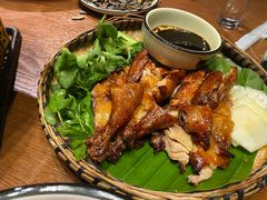 -老滇山寨•云南特色菜•地方菜•民族风情歌舞表演(金碧店)