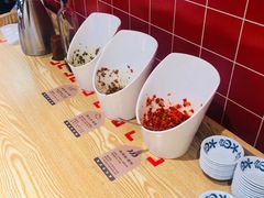 -霸蛮湖南菜·牛肉粉(荣京西街店)