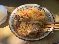 杂酱加烧肉-马王庙刀削面馆(四川省交通学院宿舍店)
