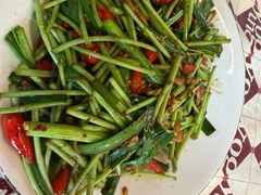 藜蒿炒腊肉-老三样·旧食新味(船山路店)