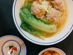蟹子鲜虾云吞面-左记港食(融科天城店)