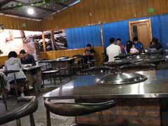 -粘豆包柴火铁锅炖