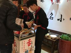 -芙蓉巷成都名小吃(丹尼斯2天地店)