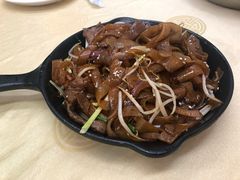 干炒牛河-天宝食坊·啫啫煲大排档(西华路店)