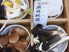 -阿婆情腊排骨火锅(金虹路店)