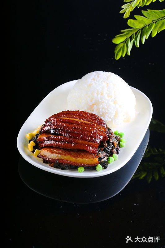 梅菜扣肉饭