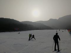 -济南卧虎山滑雪场