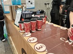 -霸王茶姬(上海静安大悦城店)