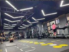 -豪思成DK健身私教连锁(凯乐国际店)
