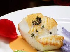 -龙虾酒吧扒房(宁波香格里拉店)
