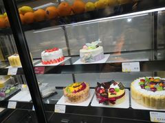 -皇冠幸福里动物奶油生日蛋糕(万达店)