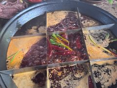 -正南齊北重庆老火锅(光华村直营店)