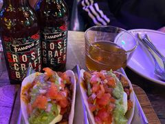 -Famous肥猫墨西哥音乐餐吧(五棵松华熙LIVE店)