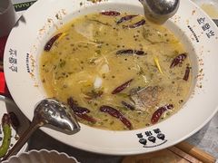 -渔语鱼新川菜Bistro(万象天地店)