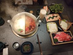 -湊湊火锅·茶憩(打浦桥日月光店)