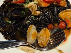 海鲜墨鱼汁面-Solo(衡山路店)