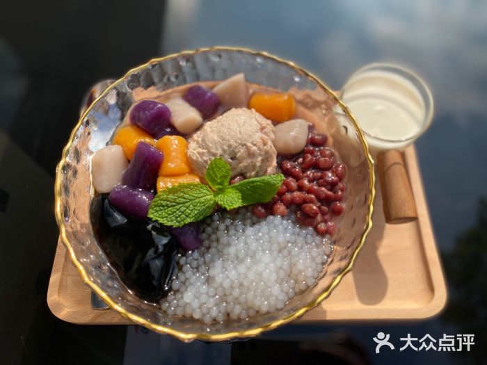 凉小无猜·手作芋圆甜品(荷坳店)招牌神仙芋泥芋圆图片