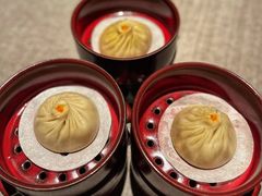 蟹黄鲜肉小笼包-福玺荟(外滩罗斯福店)