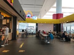 大堂-麦当劳(南宁东站店)