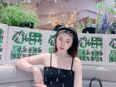 -Chanel(德基广场店)