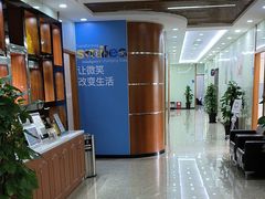 -茂菊口腔连锁(浦东南路店)