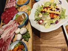 -明洞阿姨·韩式酱蟹烤肉·创意料理(三元桥店)