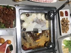 -海底捞火锅(关山保利店)