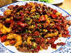 孜香小小腿-临界音乐酒馆·小龙虾·江湖菜(华熙LIVE·鱼洞店)