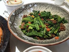 油麦叶炒牛肉-味悦·老字号·赣州菜(厚德总店)